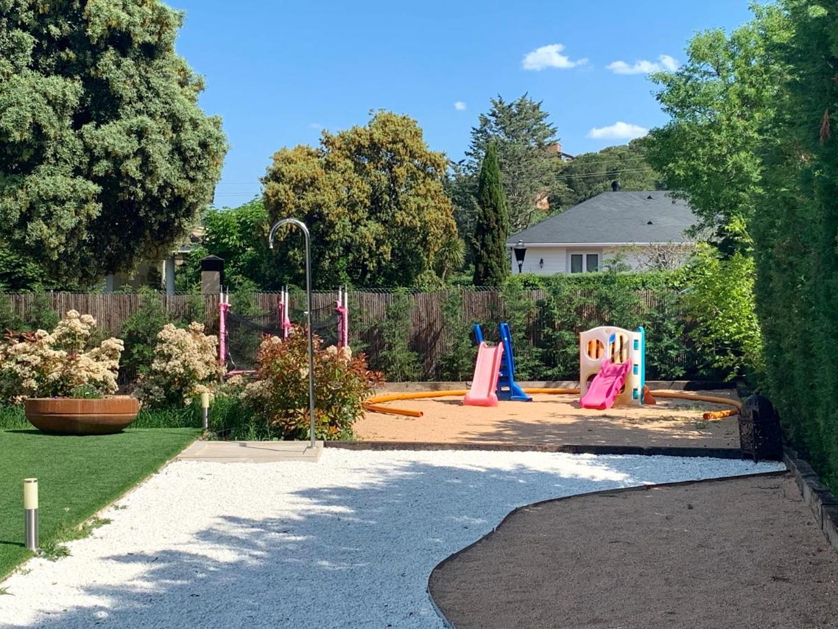 Villa La Roca Madrid 瓜达拉马 外观 照片