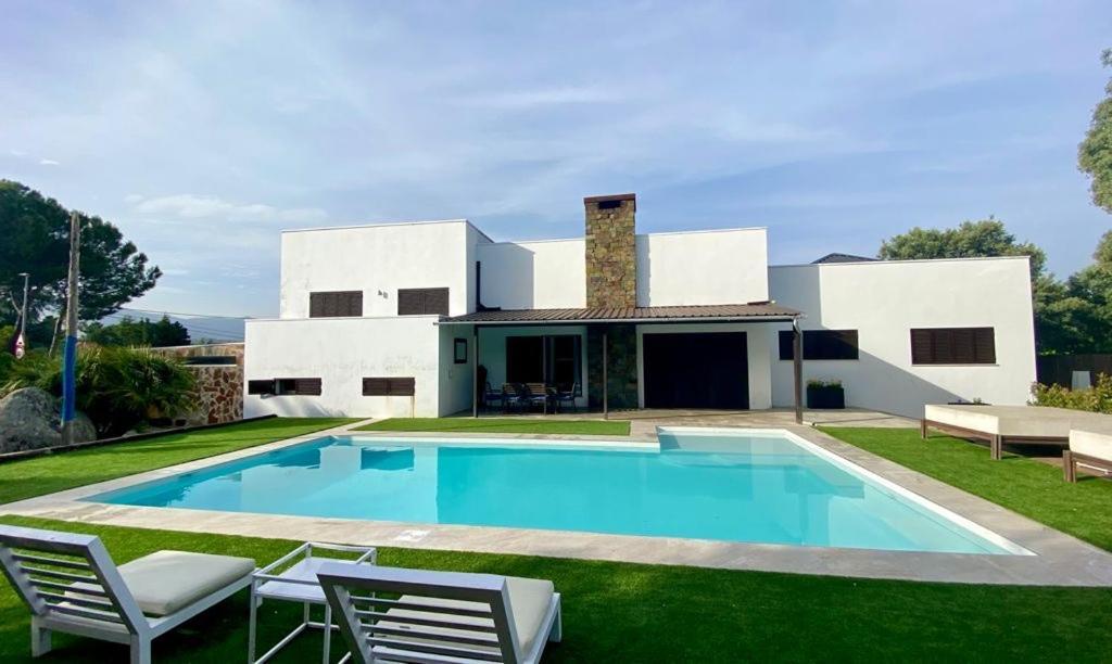 Villa La Roca Madrid 瓜达拉马 外观 照片